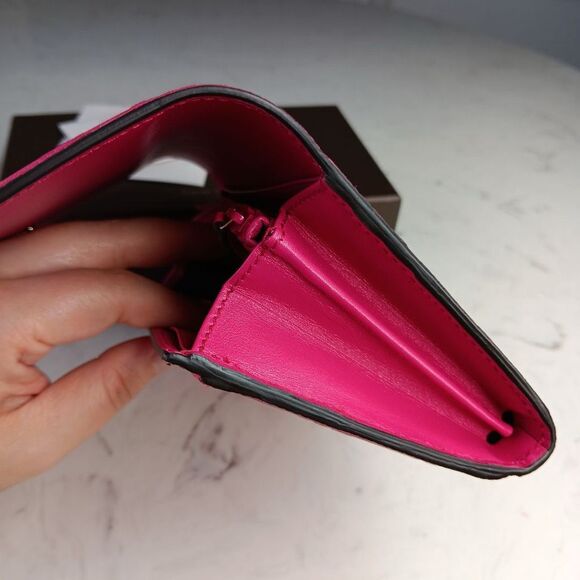 Gucci Pink Diamante Leather Long Bi-Fold Wallet W/Box - Picture 11 of 13